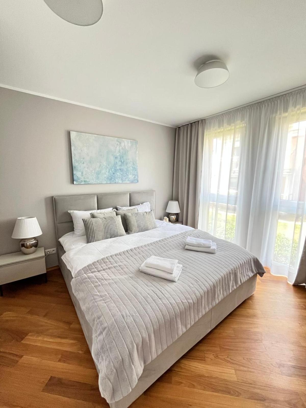 Inthemiddleperfectview Apartment